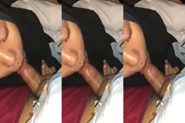 Dokumentasi Gadis Cantik Live Bersantai Kasur poster