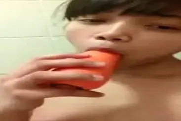 Dokumentasi Laura Cantik Live Bersantai Kasur poster
