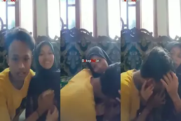 Ukhti Hijab Cantik Pasrah Goyang Ruang Tamu poster