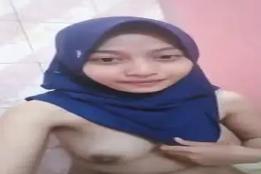 Ukhti Melly Hijab Cantik Part 1 Live Kasur Toilet poster