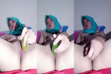 Ukhti Sange Colmek Pakai Timun Di Kamar Kos poster