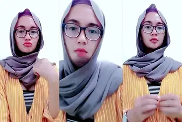 Yulia Ukhty Nakal Pamer Belahan Susu Montok poster